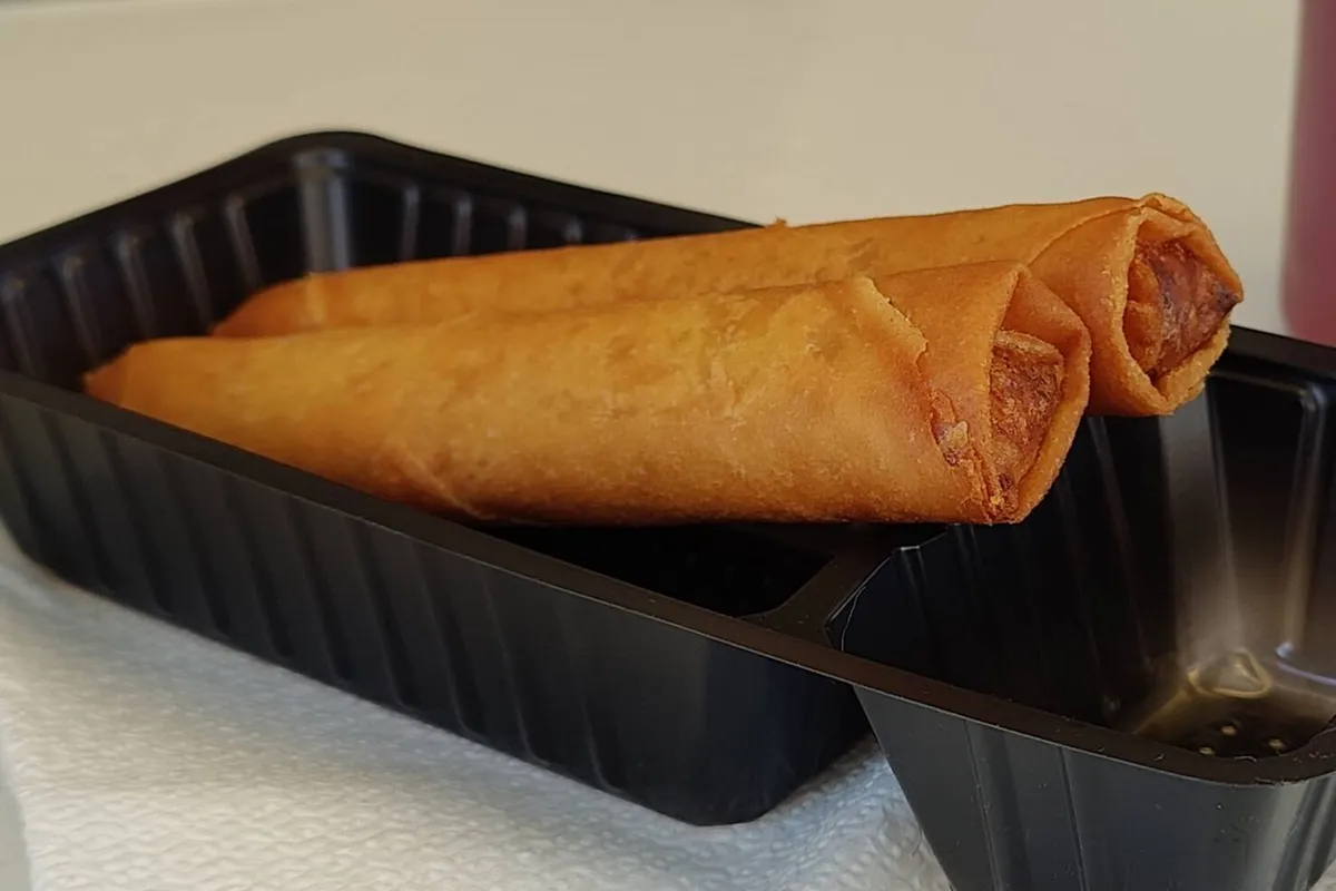 Lekkere Loempia (kip) van Nguyễn Snack